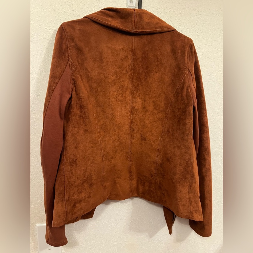 SL8 Elegant Women's suede Jacket - Picture 8 of 9